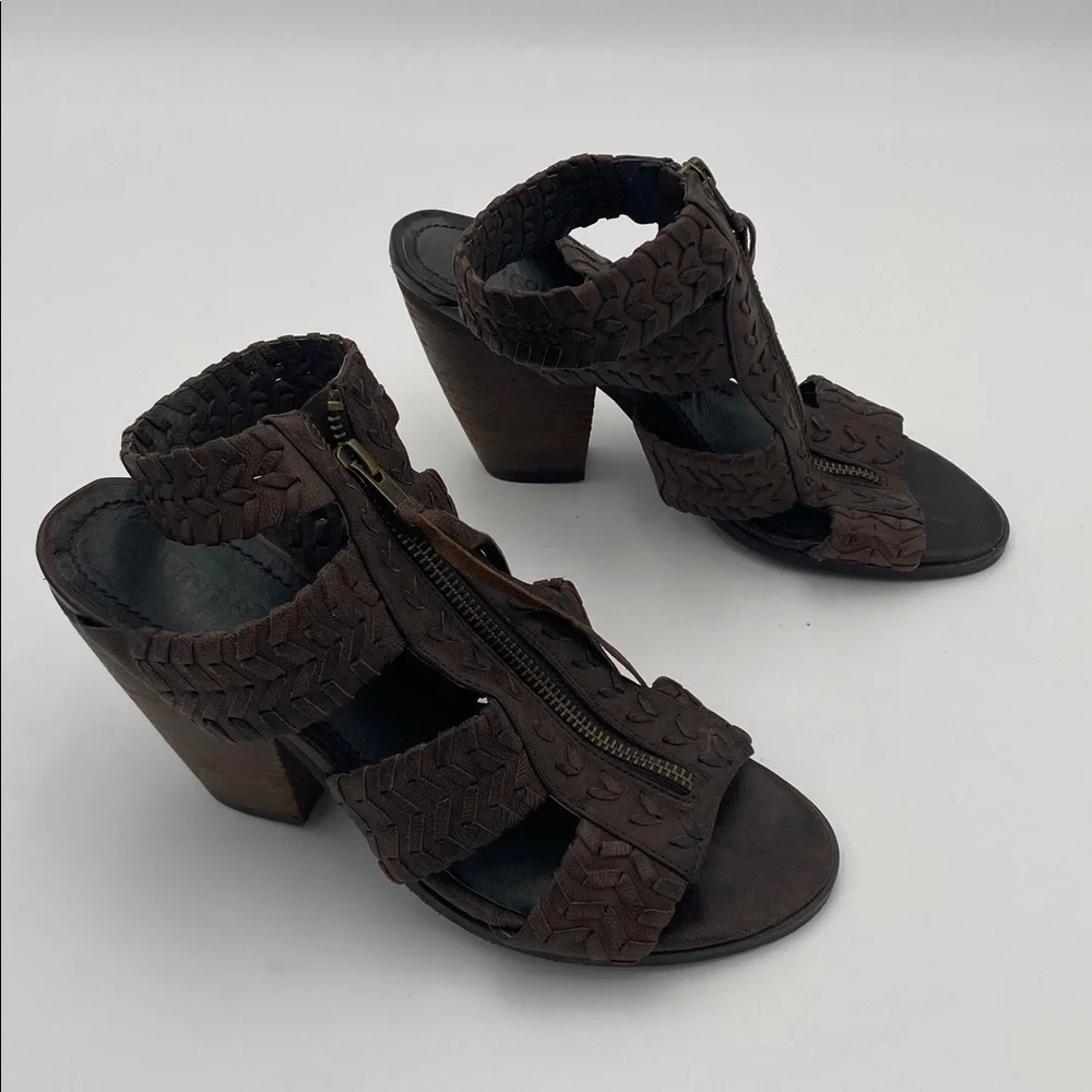 Nicole Brown Strappy Women's Sandals women 8M boho casual gorth grunge chunky